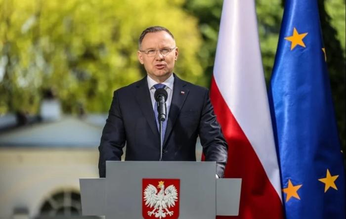 Президент Польши: надо убить на Украине как можно больше русских